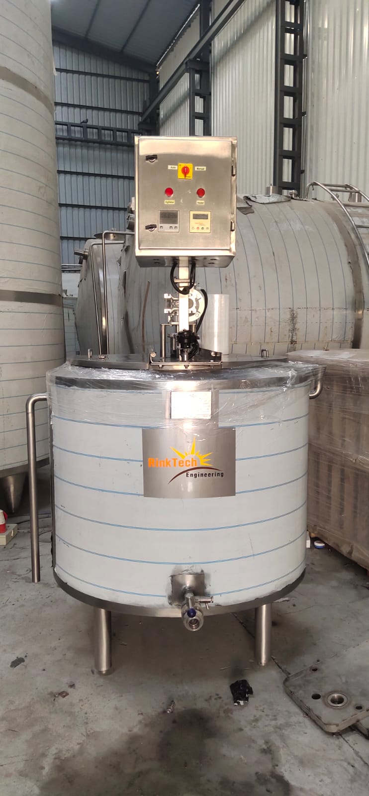 Milk storage tank 5