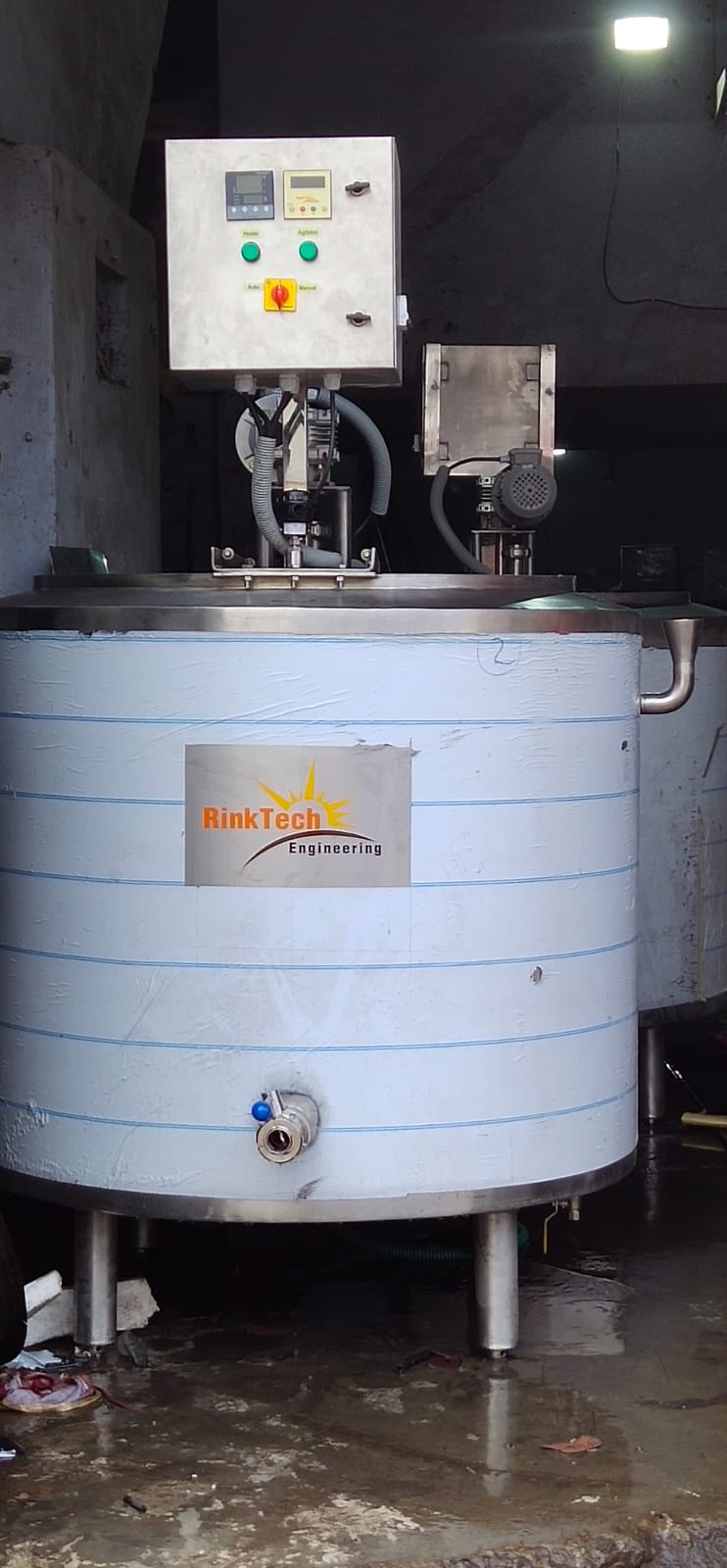 Milk storage tank 6